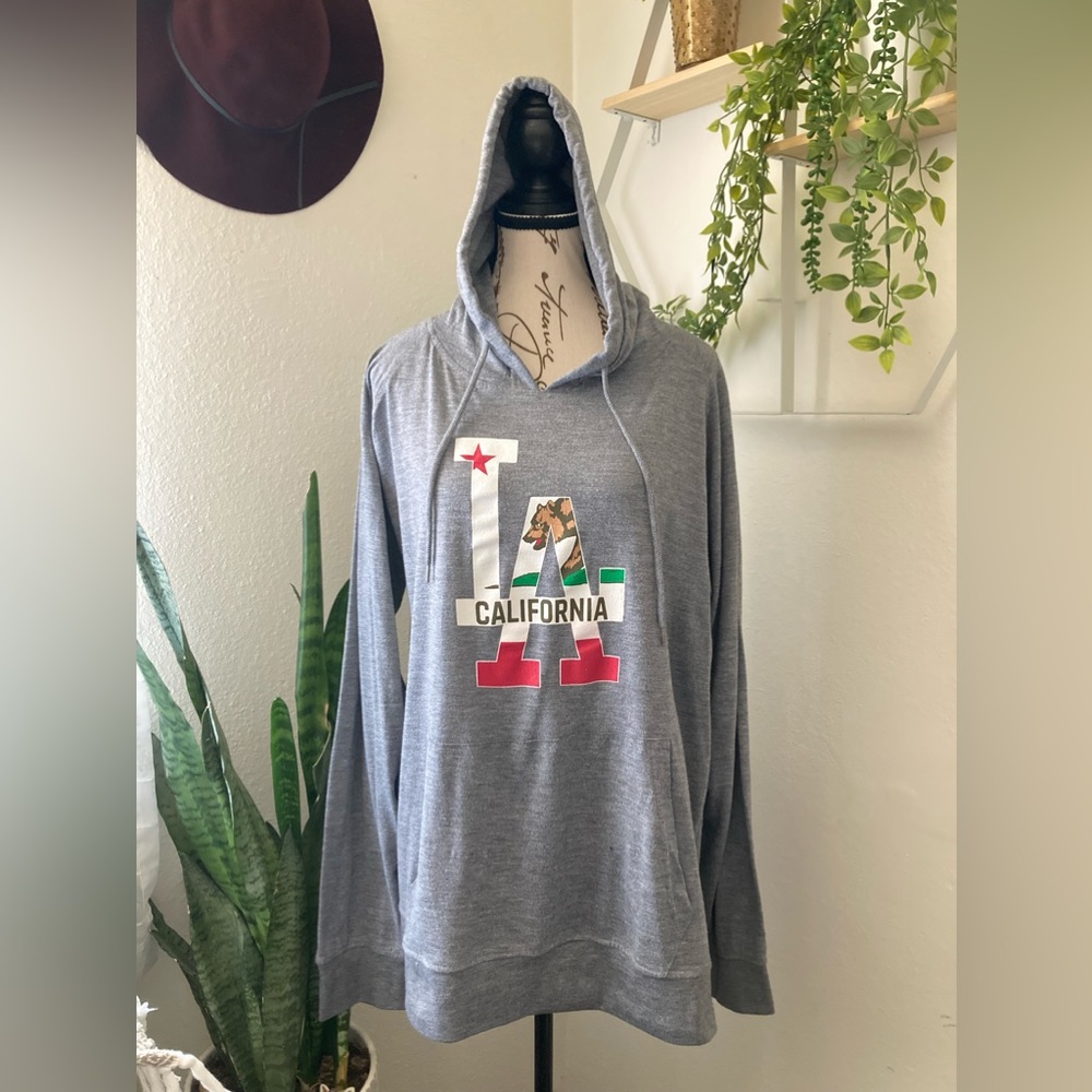 Grey Hoodie by Hype LA Graphic 2xl (read Description)